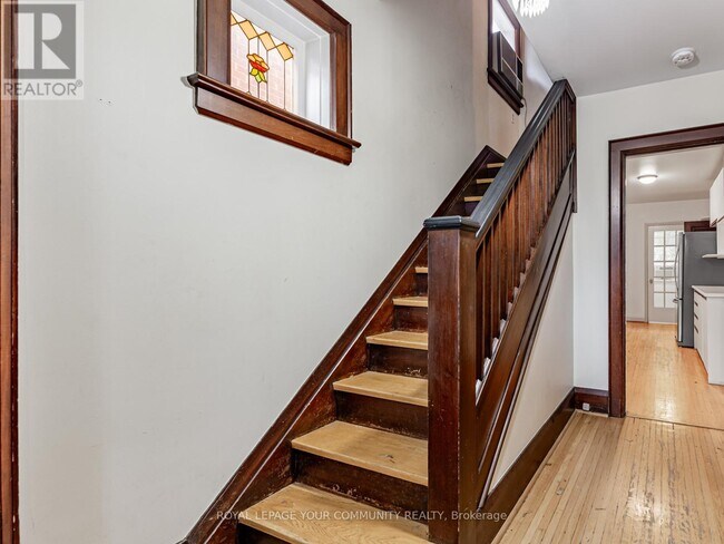 Building Photo - 316 Jedburgh Rd