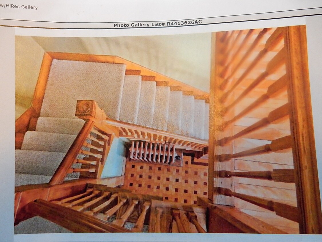 entry - 13 East St