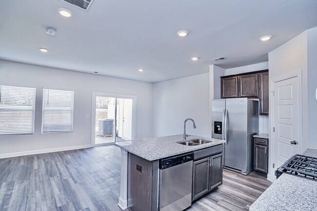 Foto del edificio - 126 Telford Drive - 1