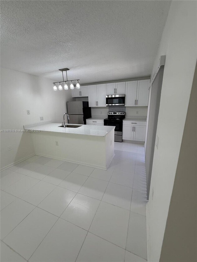 Foto principal - 738 Mill Valley Pl
