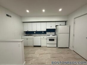 Building Photo - 20 Hubbard Ave