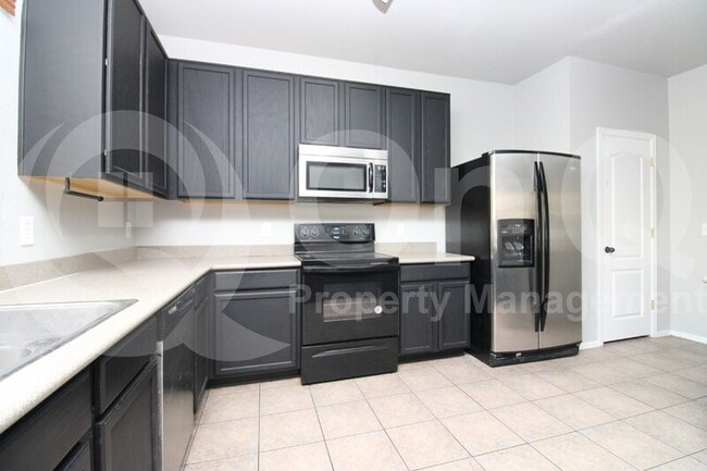 Building Photo - 6761 S Parliament Dr