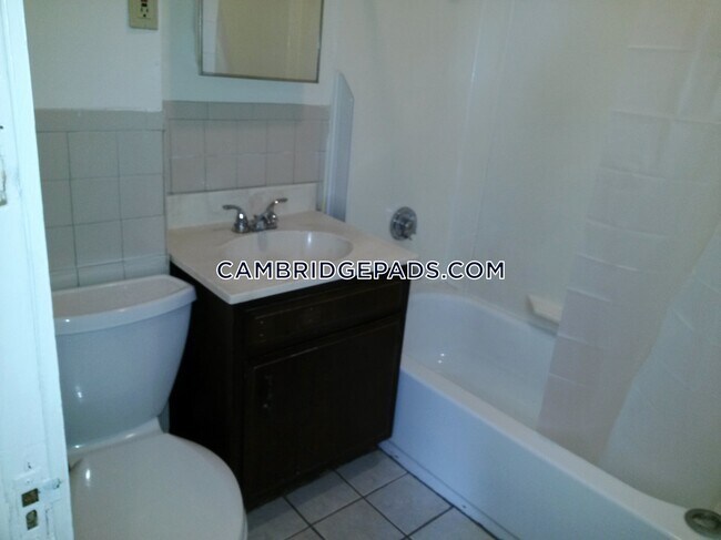 Foto del edificio - 124 Berkshire St