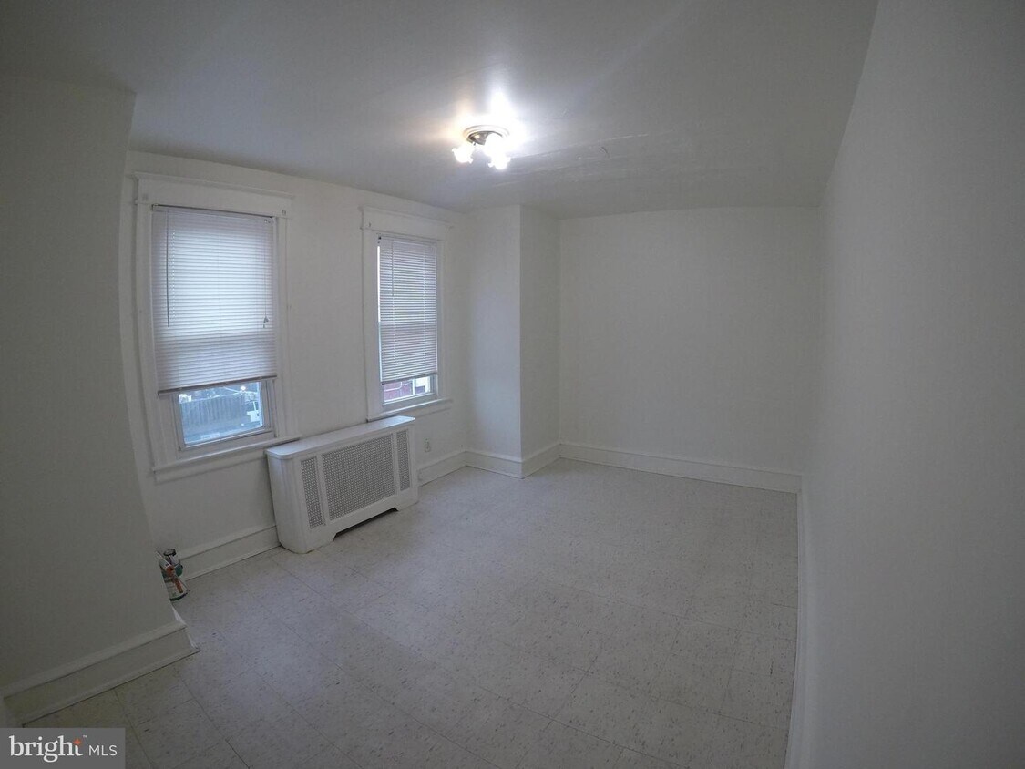 Primary Photo - 1428 Rosalie St