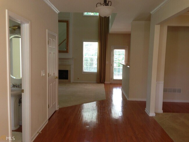 Building Photo - 335 Aster Ridge Trail