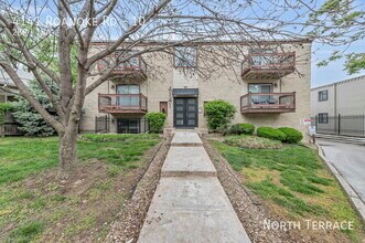 Building Photo - 4141 Roanoke Rd