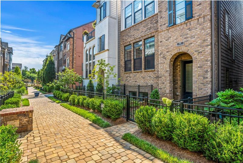 619 Broadview Terrace NE, Atlanta, GA 30324 Townhome Rentals in