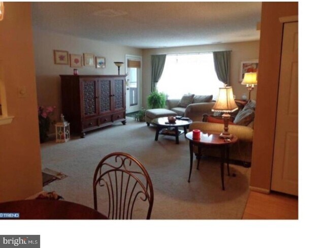 Building Photo - 4611B Aberdeen Dr