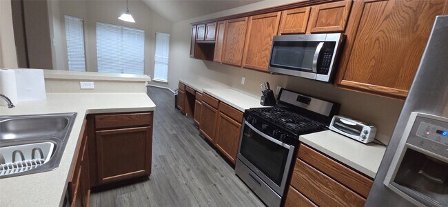 Foto del edificio - 22730 Hearthstone Hill Ln