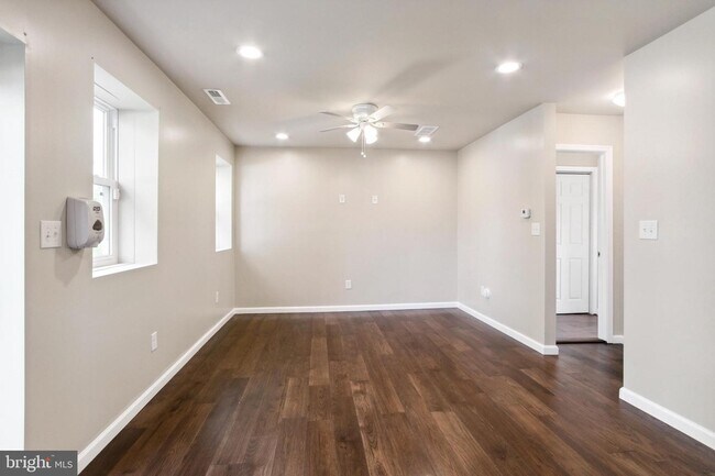 Building Photo - 1244 Marie Lowe Dr