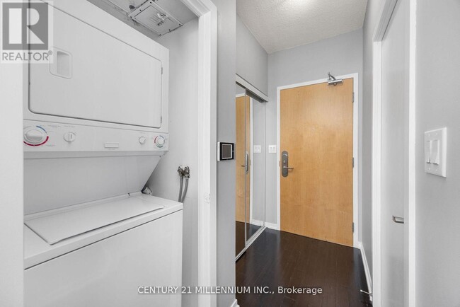 Building Photo - 65 Bremner Blvd