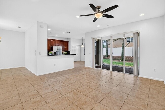 Photo - 7662 Spatterdock Dr Townhome