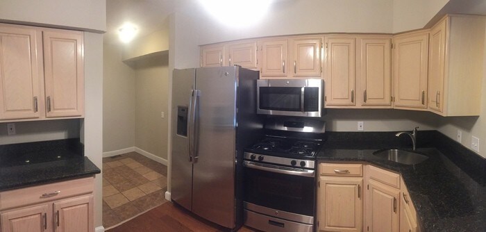 Foto principal - Concord Twp Condo!