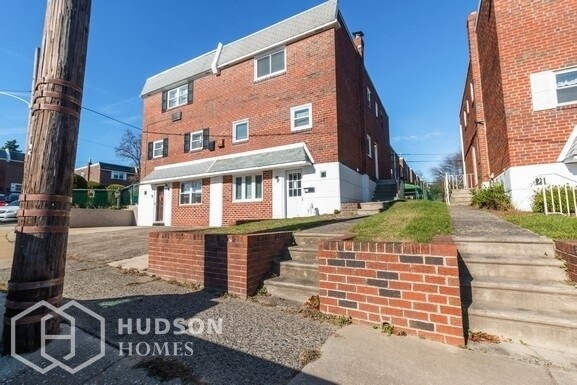 Foto principal - 7313 Hiola Rd