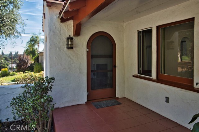 Building Photo - 629 Wesley Dr