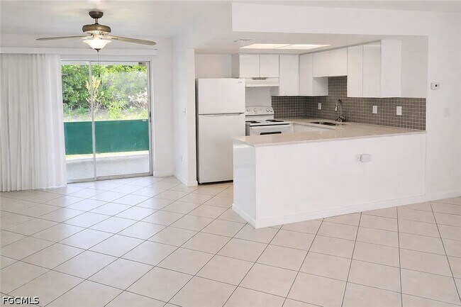 Foto del edificio - 13430 Pine Needle Ln