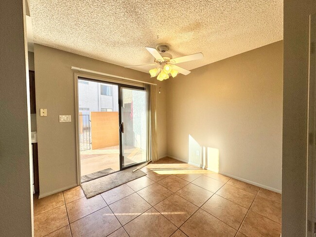 Building Photo - 2BR/1BA/1CP, 837 sq.ft. rental in Sierra V...