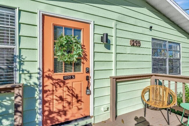 Building Photo - 2 br, 1 bath House - 295 13Th Avenue N