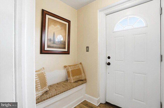 Foto del edificio - 30 Upper Ferry Rd