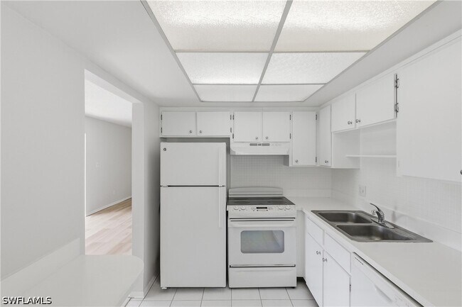 Foto del edificio - 1400 Pompei Ln