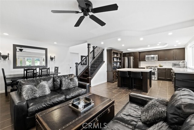 Building Photo - 21661 Hilaria Cir