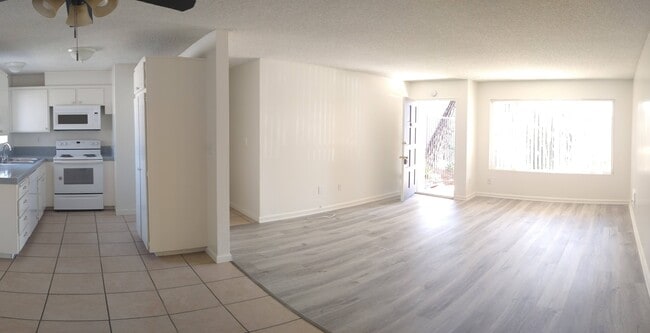 Living Room - Garnet Victoria Apartments