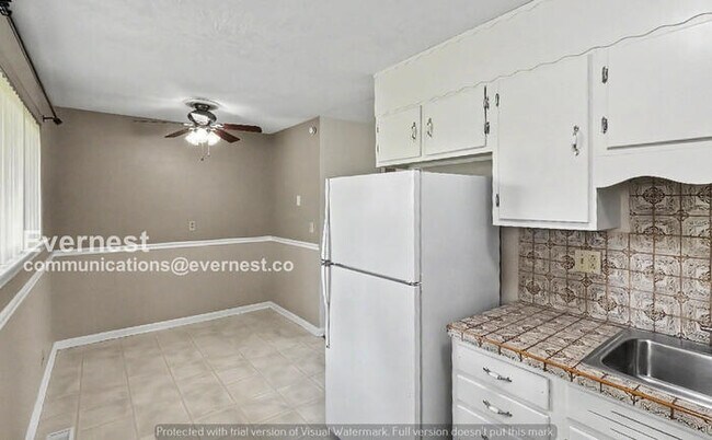 Foto del edificio - 331 Serena Dr