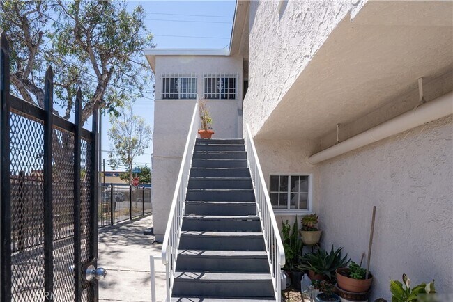 Foto del edificio - 1500 Magnolia Ave