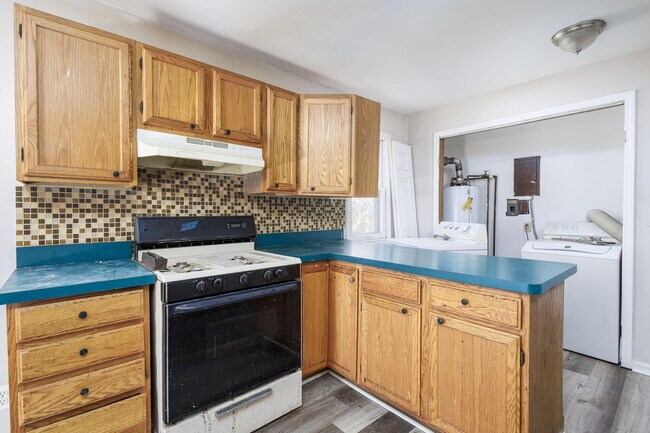 Foto del edificio - 621 E Meyers Ave