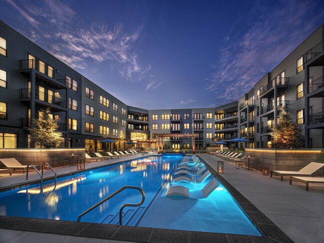 Building Photo - AVE Blue Bell
