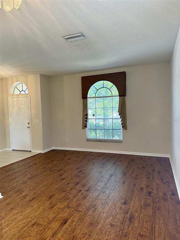 Foto del edificio - 10211 Goldenbrook Way