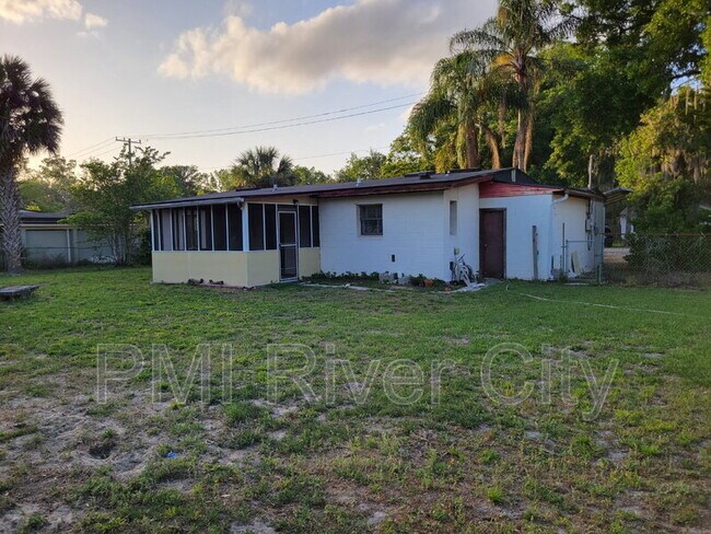 Building Photo - 2916 Rainbow Rd