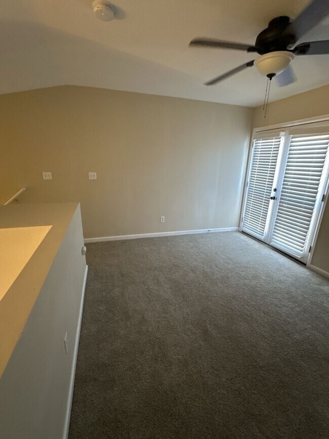 Foto del edificio - 2800 W Centennial Dr