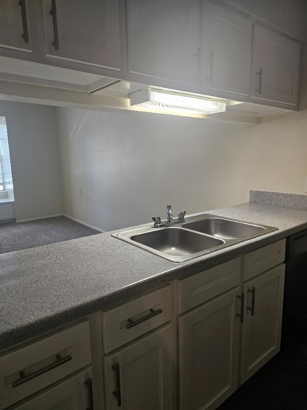 Building Photo - 3501 Renzel Blvd