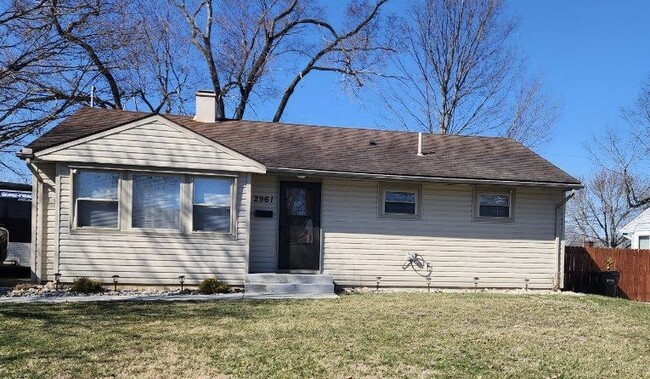 Building Photo - 2961 Prentice Dr