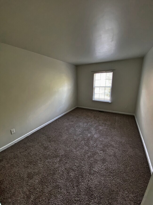 Bedroom 1 - 2621 Ivory Run Way