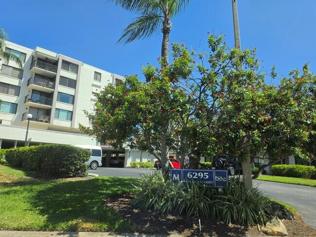 Foto del edificio - 6295 Bahia Del Mar Cir