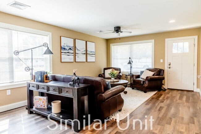 Foto del edificio - 32 Siesta Ln