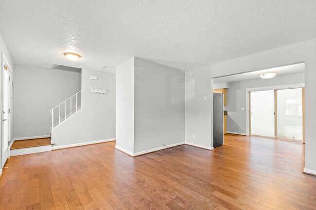 Building Photo - 3618 SW Multnomah Blvd