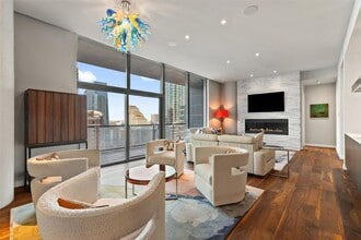 Building Photo - 210 Lavaca St