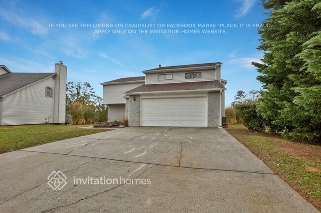 Building Photo - 5006 Stoney Point Cir