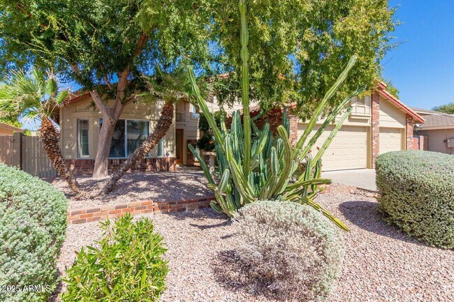 Building Photo - 2780 W Kent Dr