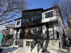 Building Photo - 9703 174 St NW