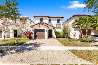 Building Photo - 3762 SW 93rd Ln