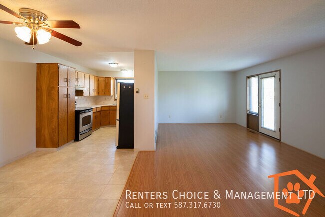 Photo du bâtiment - Pet Friendly Townhouse In Claresholm Close To Amenities