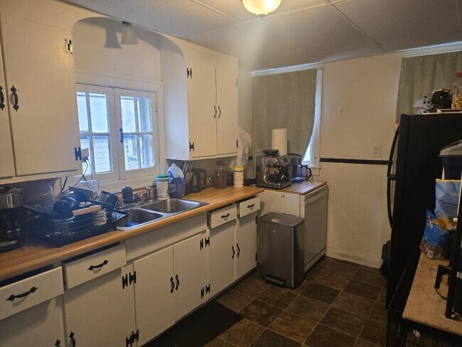 Foto del edificio - 110 Robinson St