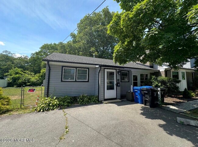 Building Photo - 28 New Monmouth Rd