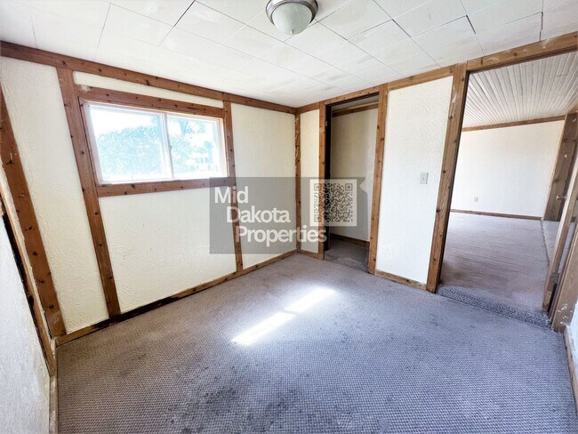 Foto del edificio - 212 W Fir-2 Bedroom House