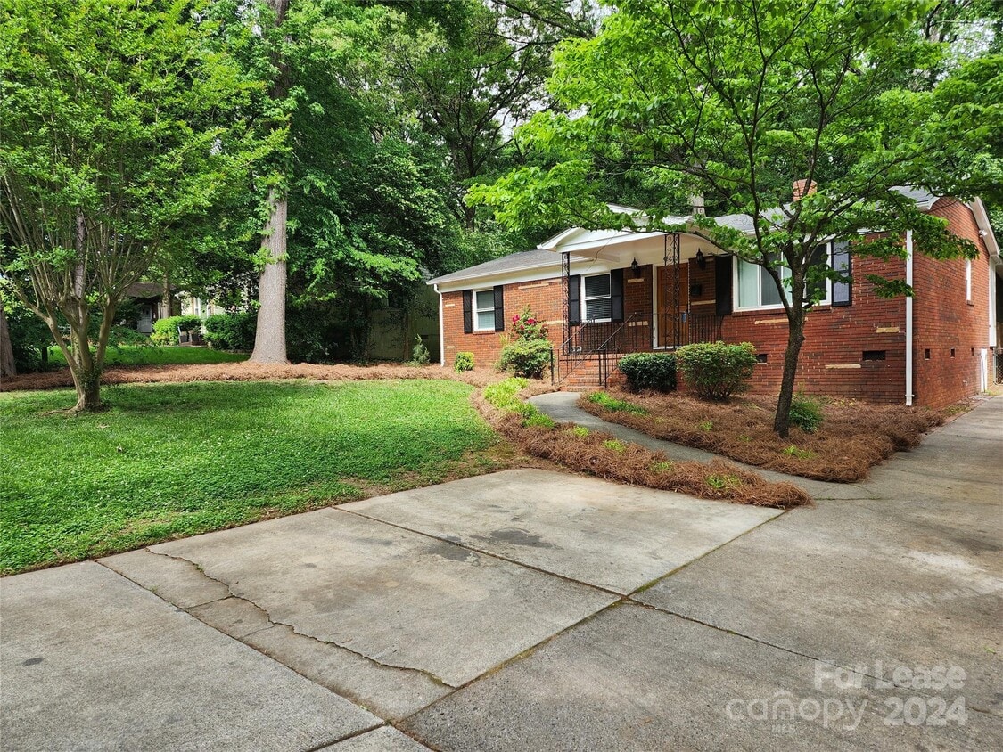 4829 Murrayhill Rd, Charlotte, NC 28209 House Rental in Charlotte, NC