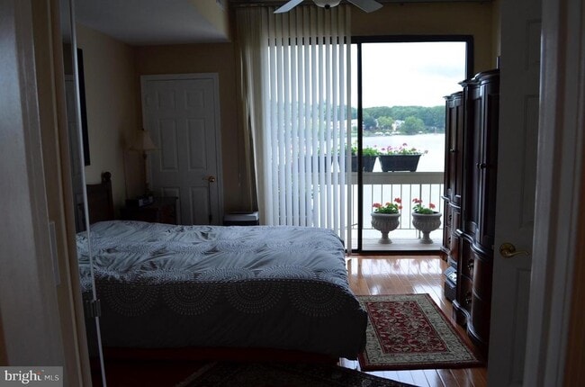 Foto del edificio - 11162 Harbor Ct